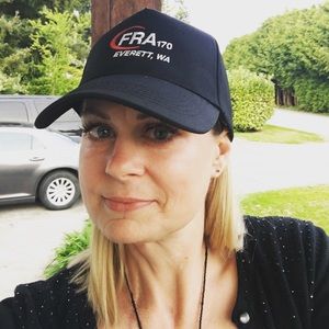 Meet your Posher, Carrie